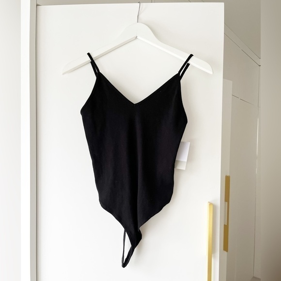 Bnwt BP Ribbed V neck Bodysuit from Nordstrom - Picture 7 of 12
